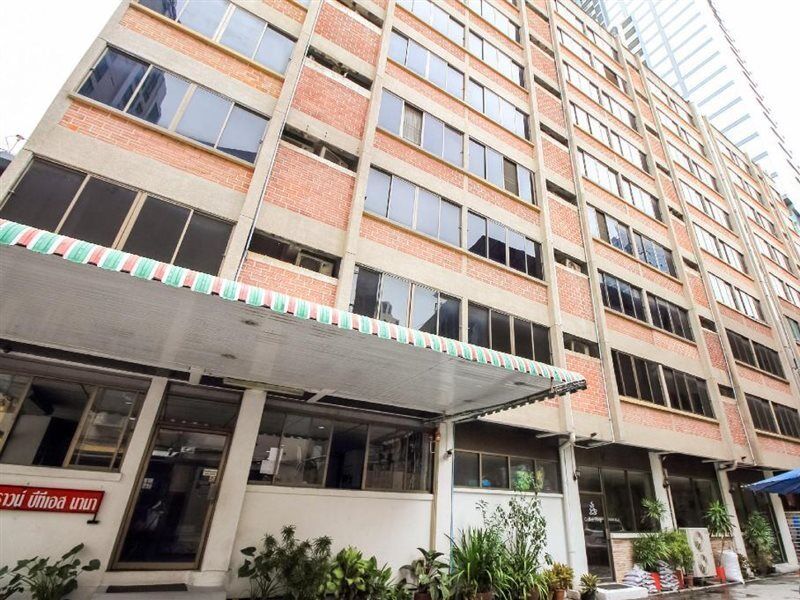 Crown Bts Nana Hotel Bangkok Eksteriør bilde
